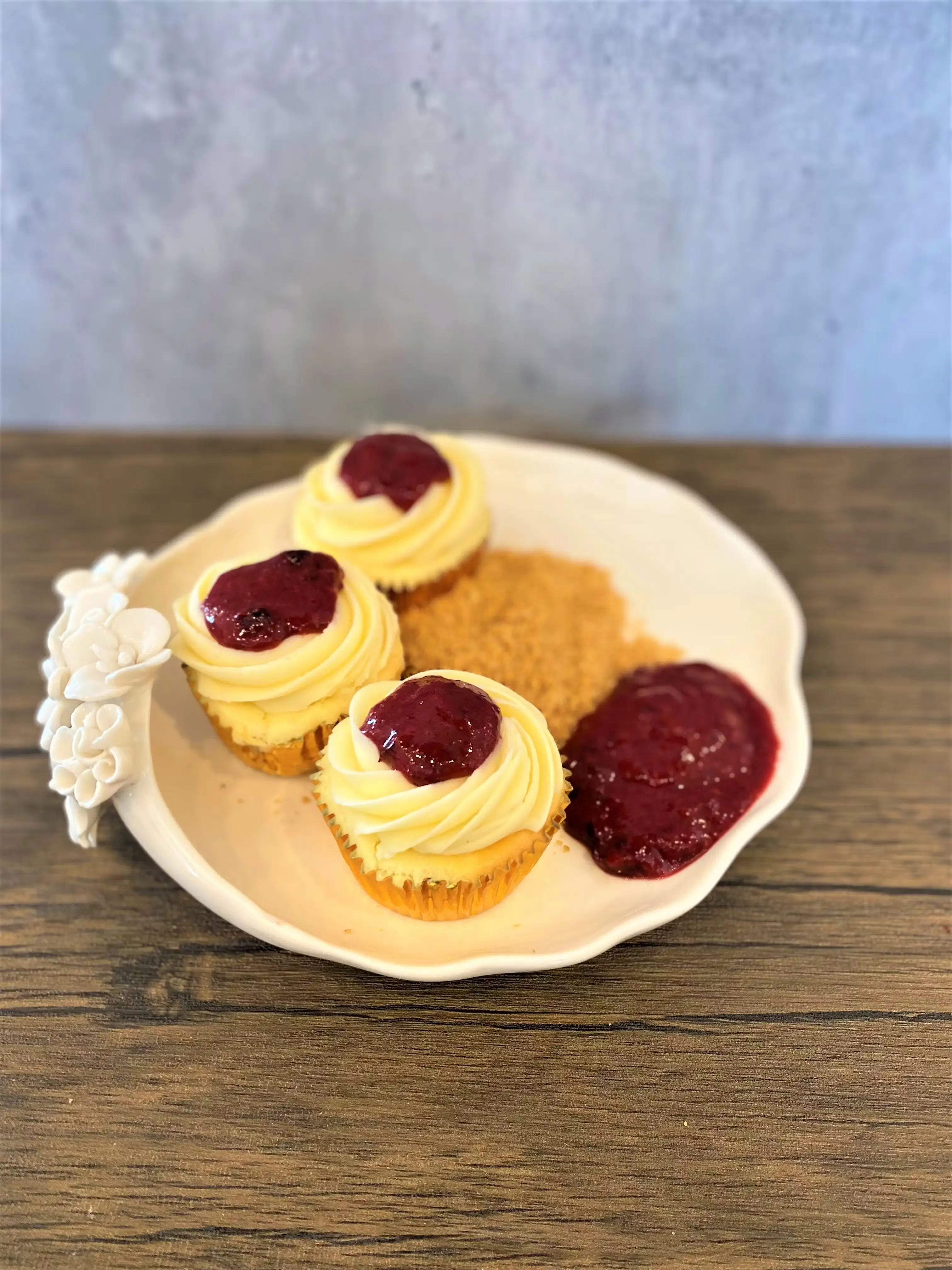 Cupcake Wars Winning Cheesecake Cupcake Dozen