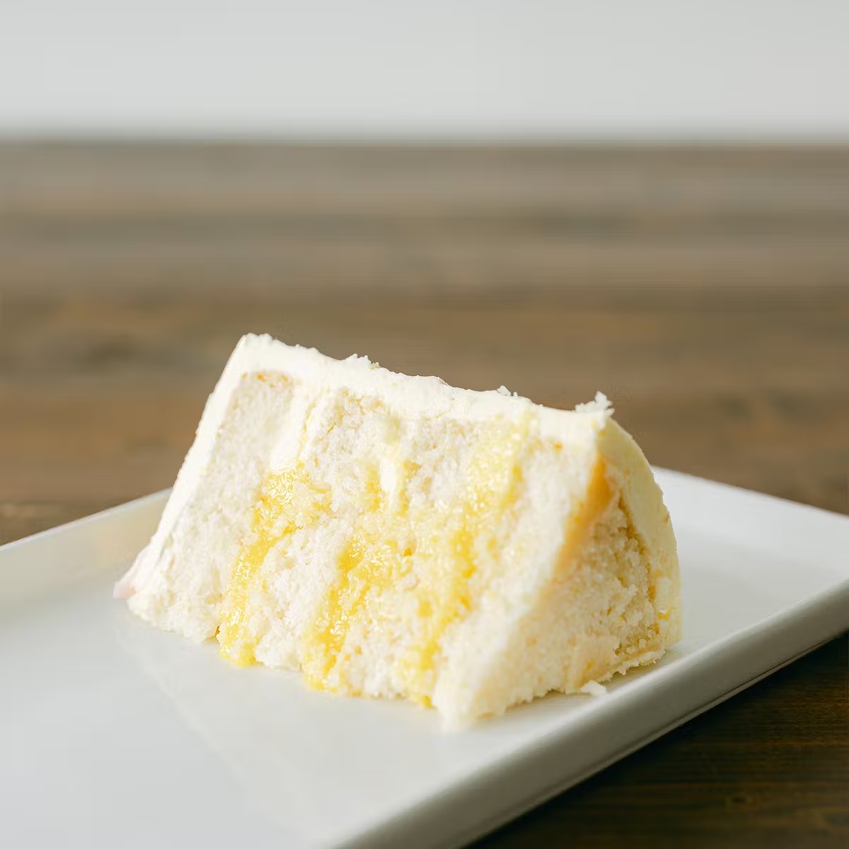 463-mother-s-day-handcrafted-lemon-cake-1.jpg