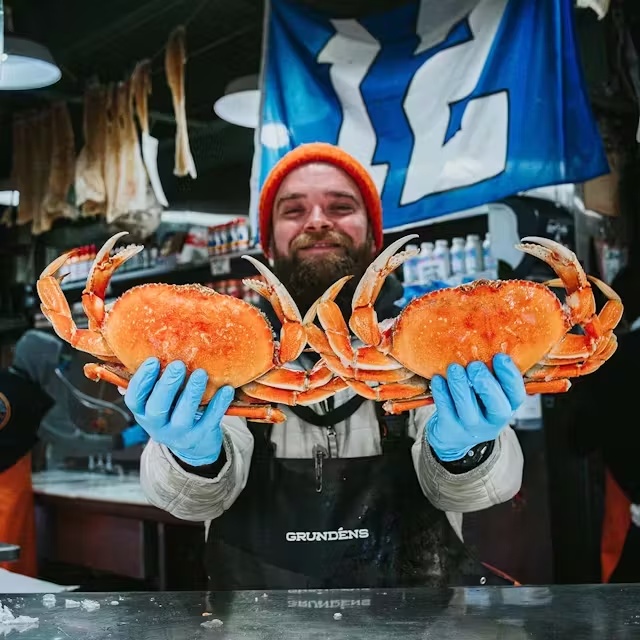 Dungeness + King Crab Box