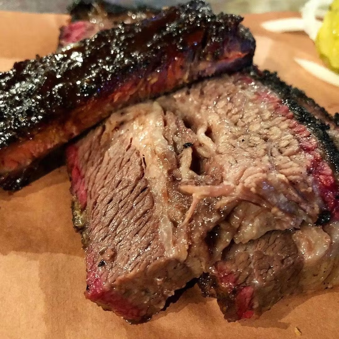 4806-prime-post-oak-smoked-brisket-whole-7-8-lbs–1.jpg