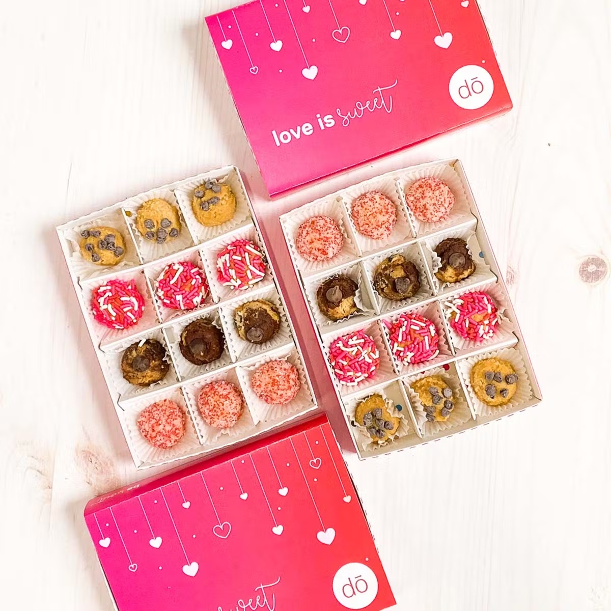 4977-valentine-s-day-cookie-dough-bites-12-pack-1.jpg