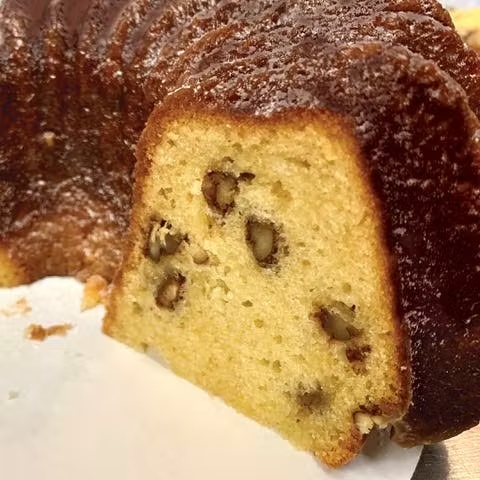 Caramel Pecan Cake
