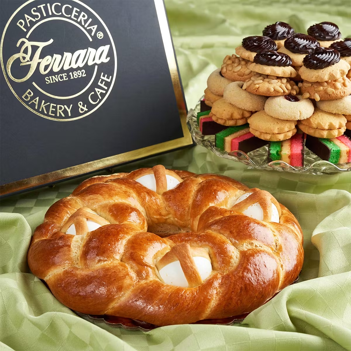 2 lb Italian Cookie Tray + Casatella Combo