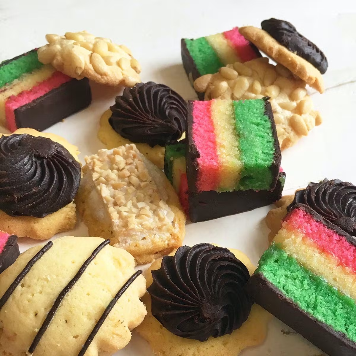 5283-2-lb-italian-cookie-tray-casatella-combo-1.jpg
