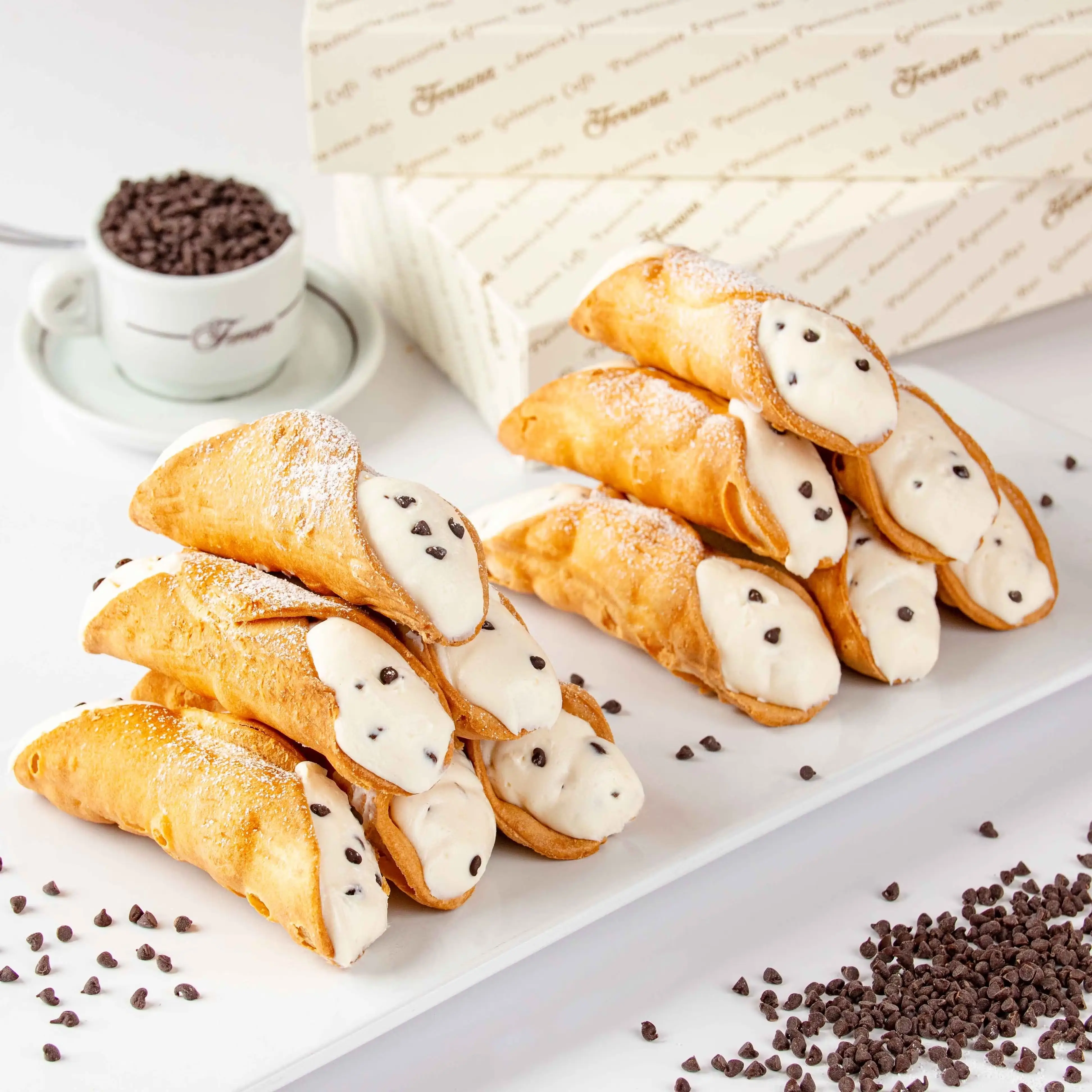 Filled Large Plain Cannoli - 12 Pack