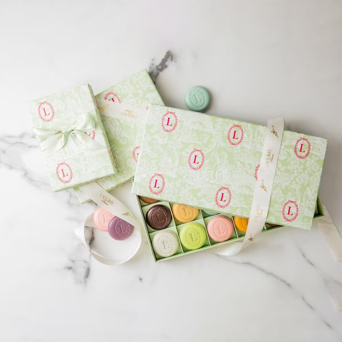 EugÃ©nie - Box of 18