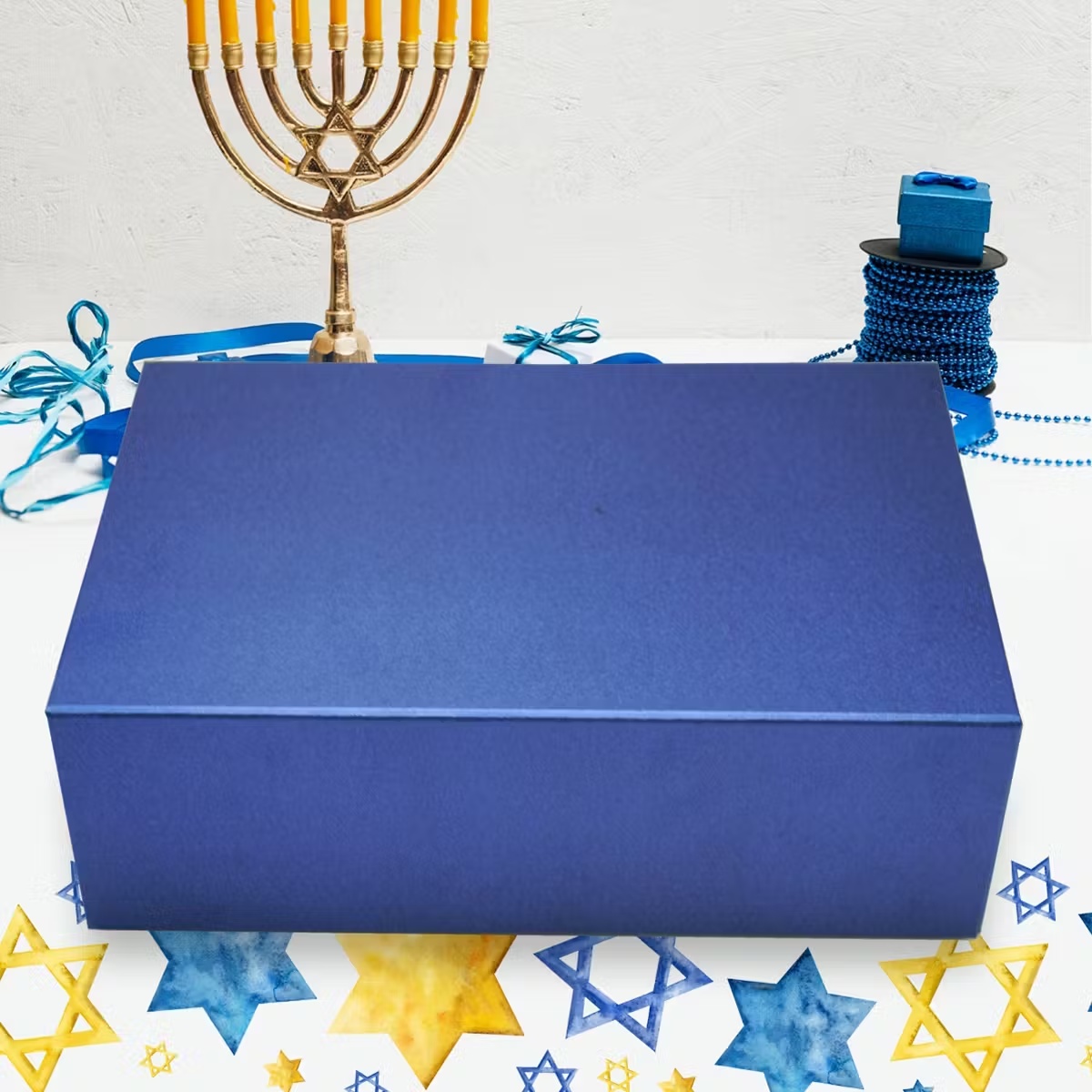 6241–happy-hanukkah-gift-box-1.jpg
