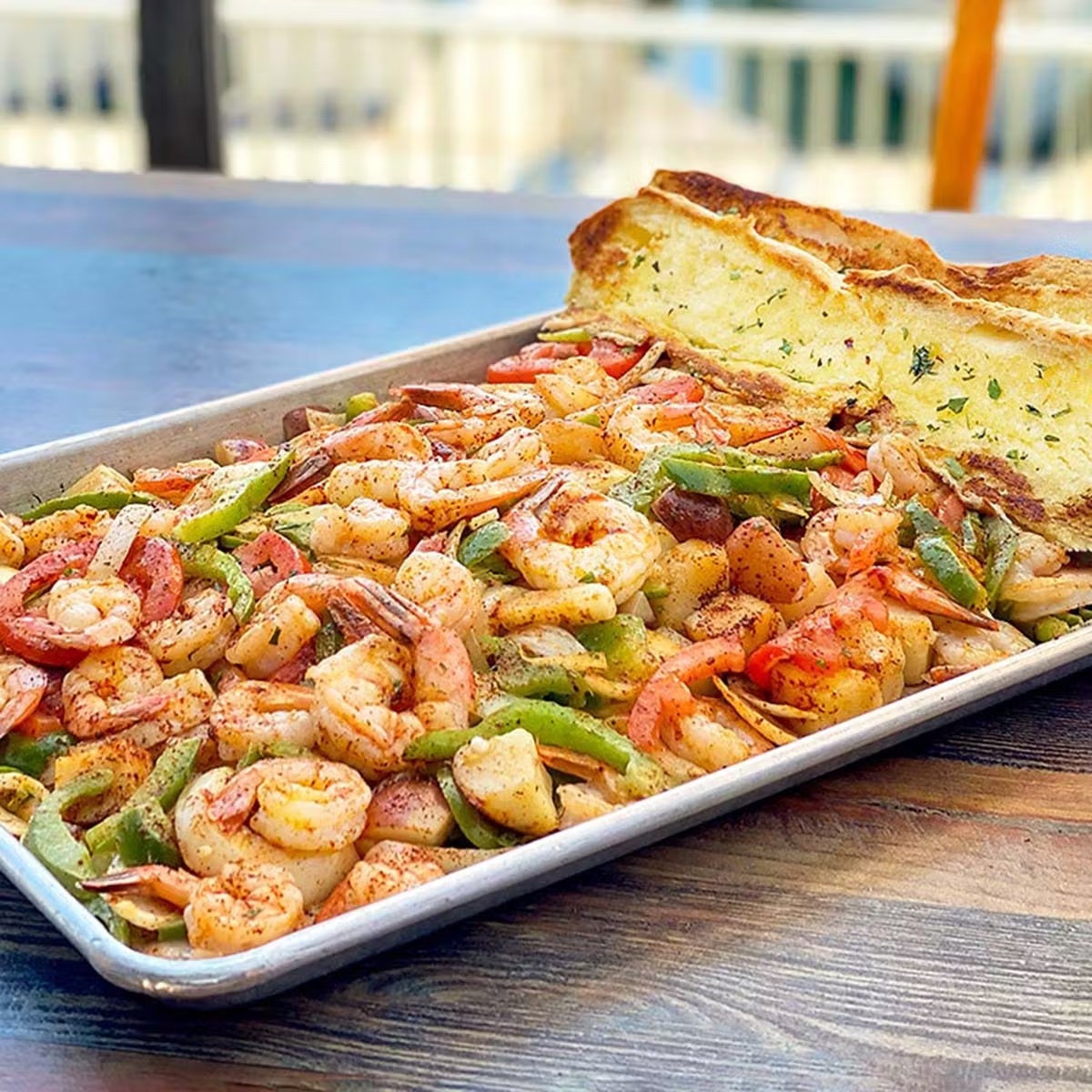 World Famous Shrimp Tray for 4-6