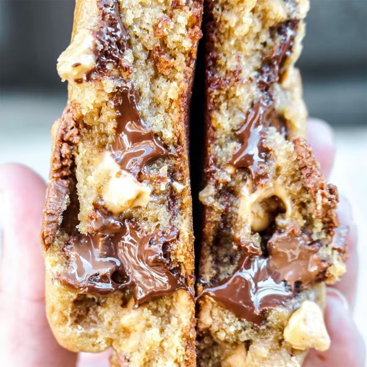 Chocolate Chip Chunk Jumbo Cookies