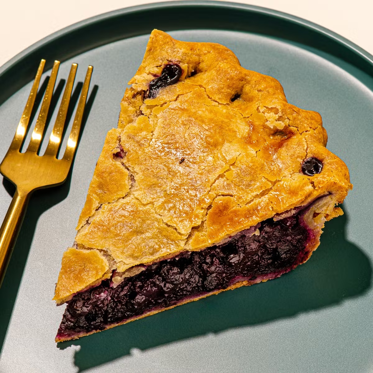 6582-maine-blueberry-pie-1.jpg