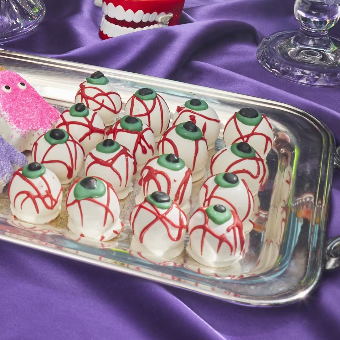 Halloween "Spooky Eyes" Brownie Bruffles