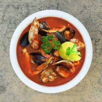 8007-phil-s-famous-cioppino-for-4-1.jpg