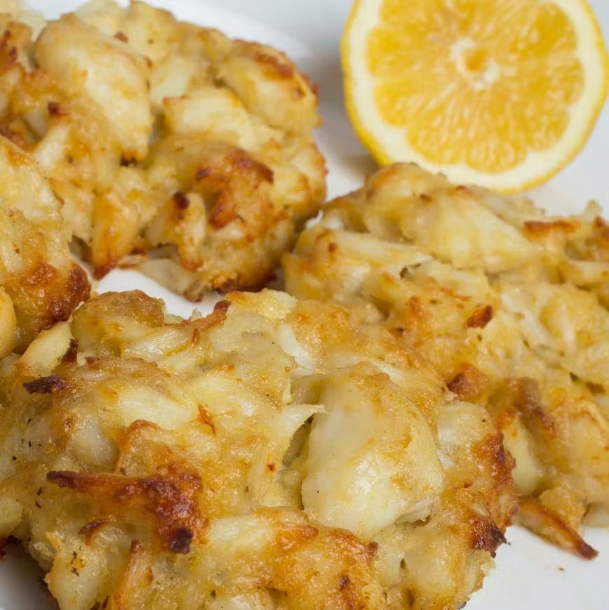 Jumbo Lump Crab Cakes - 8 Pack