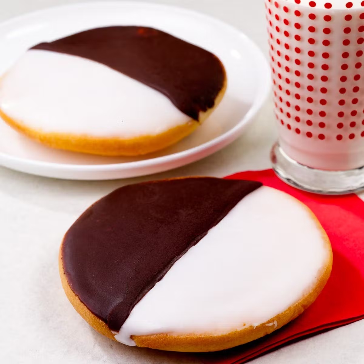 Famous Giant Black & White Cookies